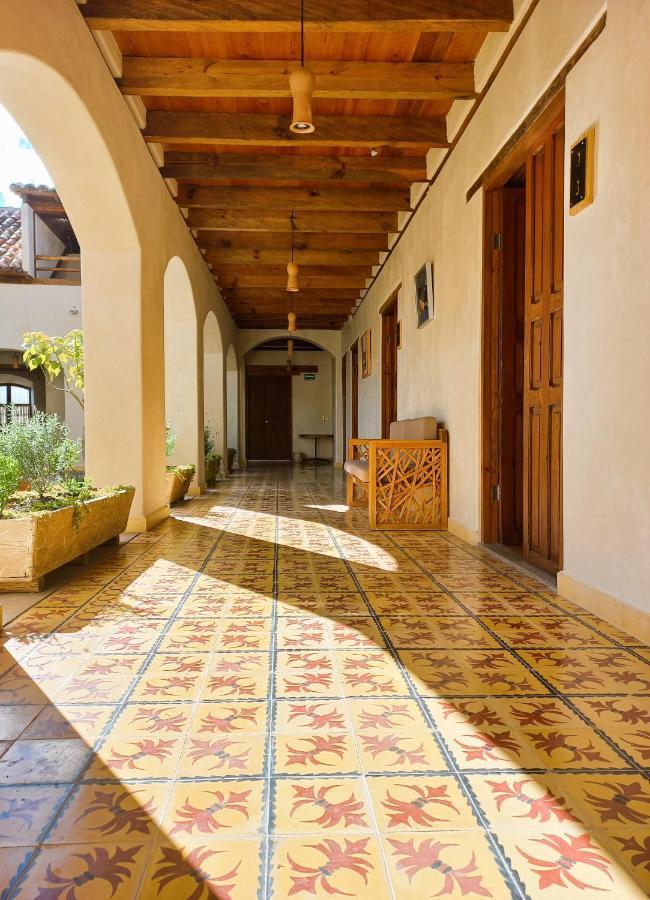 Hotel Junvay San Cristóbal de Las Casas Exteriör bild